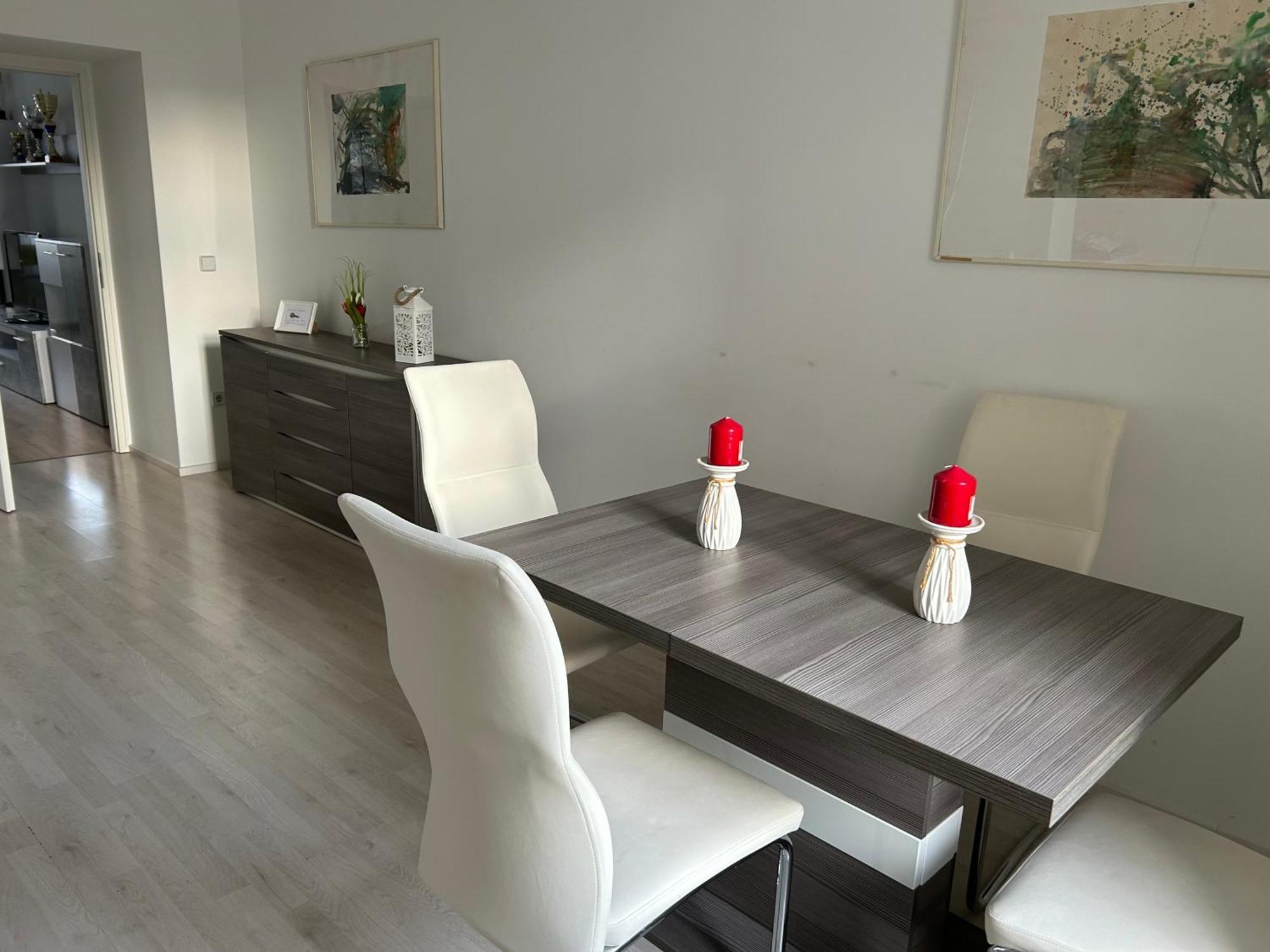Schoene, Helle Wohnung In Stadtnaehe Vienna Luaran gambar