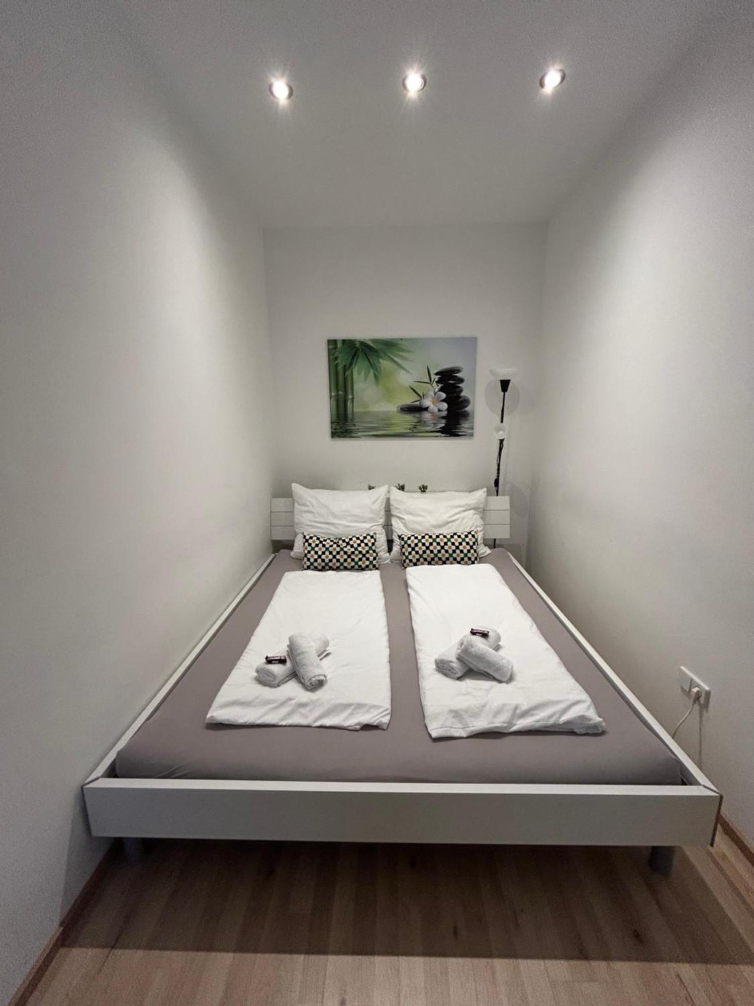 Schoene, Helle Wohnung In Stadtnaehe Vienna Luaran gambar